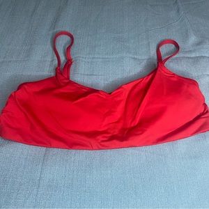 Athleta red sports bra size large